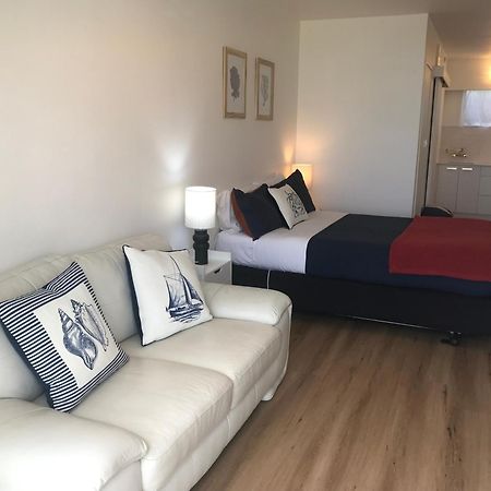 San Marino Motor Lodge Absolute Beachfront Coopers Beach Exteriör bild